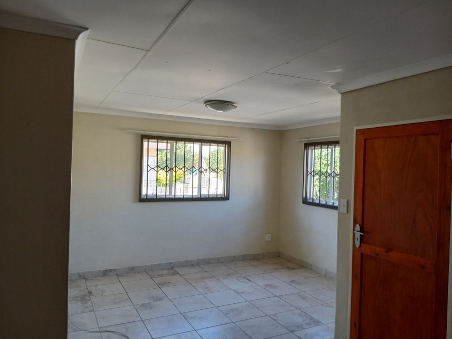 To Let 4 Bedroom Property for Rent in Freedom Park A North West